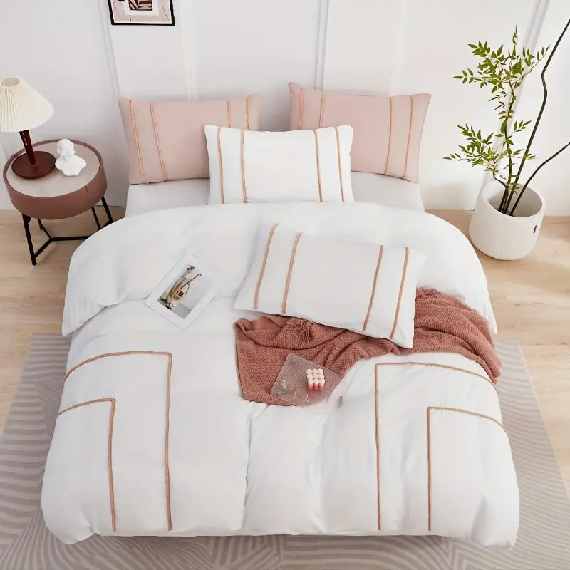 Corner Bliss Small Pom Lace Cotton Duvet Cover Set