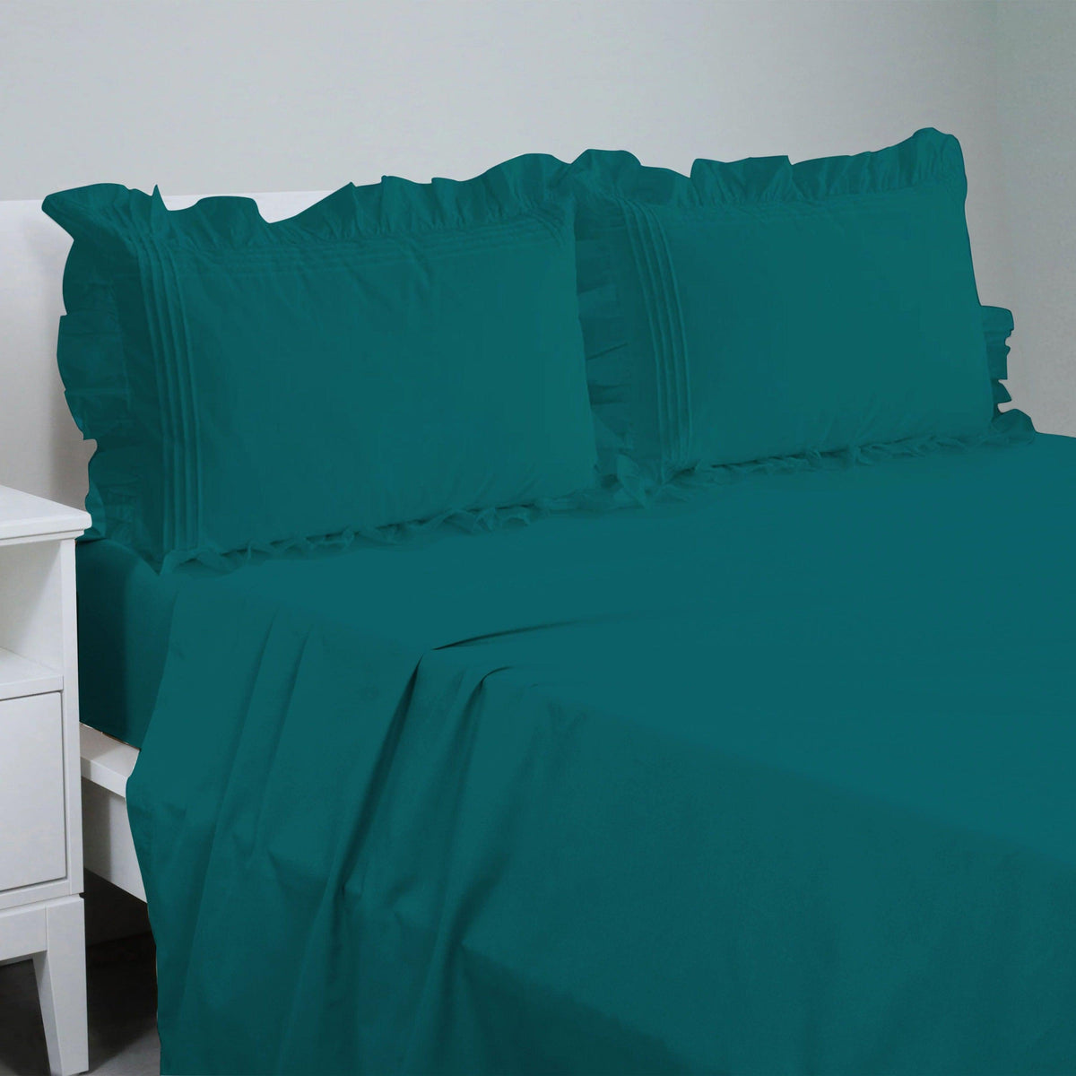 Cotton Fitted Sheet With Frilled Pillow Covers-Teal Green