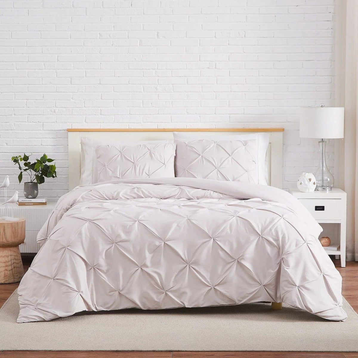 Luxury Satin Pintuck Duvet Cover Set - Off White