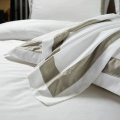 White With Beige Hotel Style Cotton Satin Duvet Cover Set