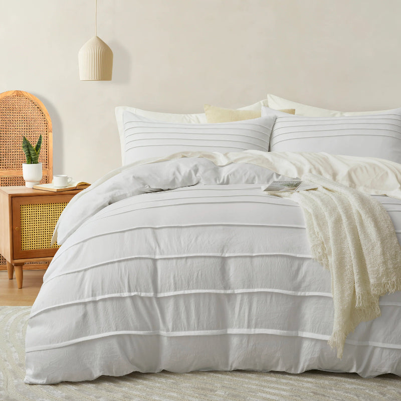 Minimal Pleated Cotton Duvet Cover Set - White