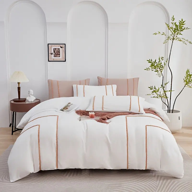 Corner Bliss Small Pom Lace Cotton Duvet Cover Set