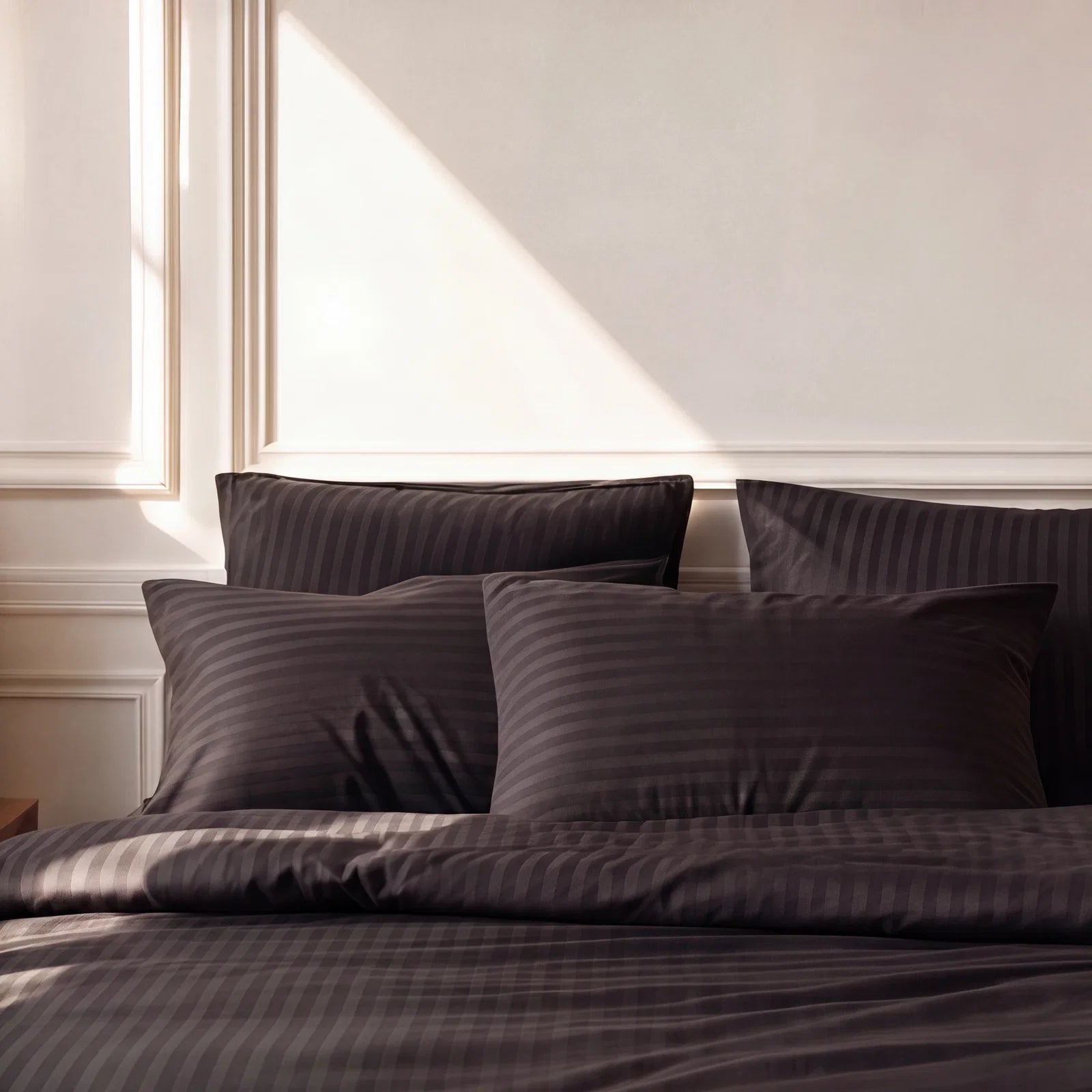 Satin Elegance Stripe Duvet Cover Set - Signature Black